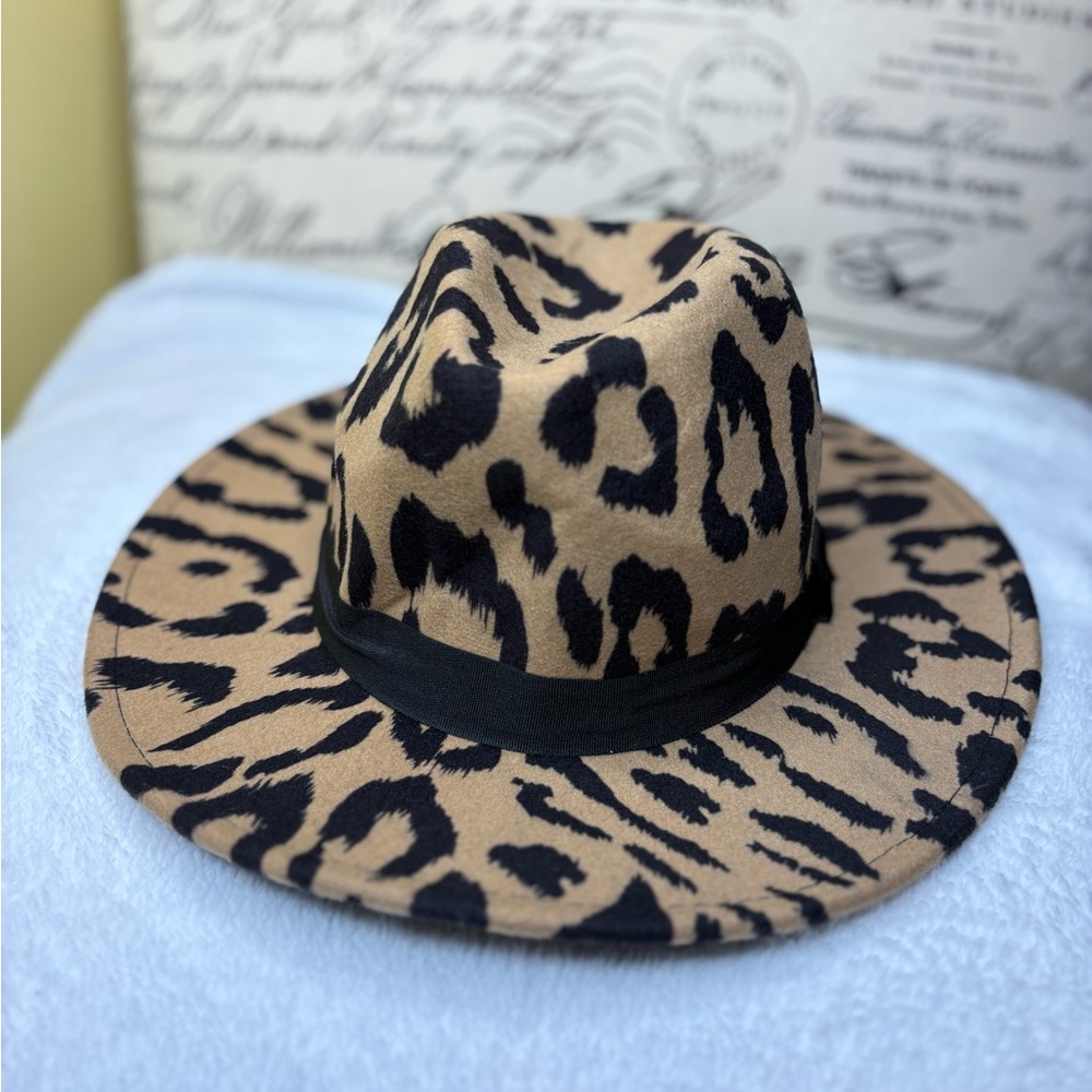 Leopard Print Wide Brim Hat